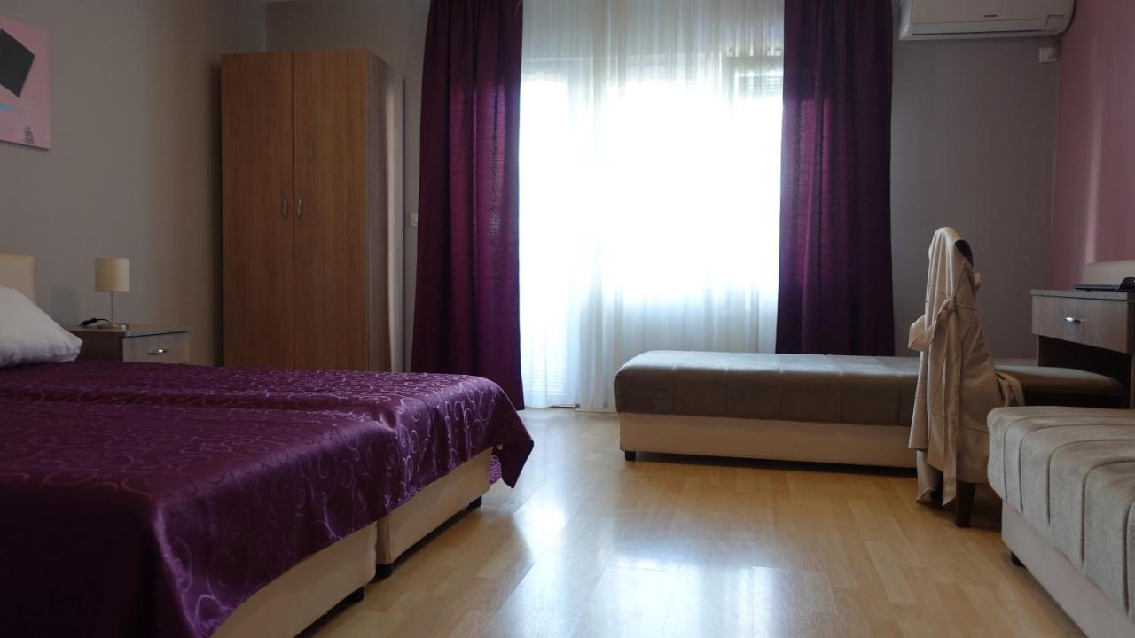 Apartments Tatjana Jagodina Exteriör bild