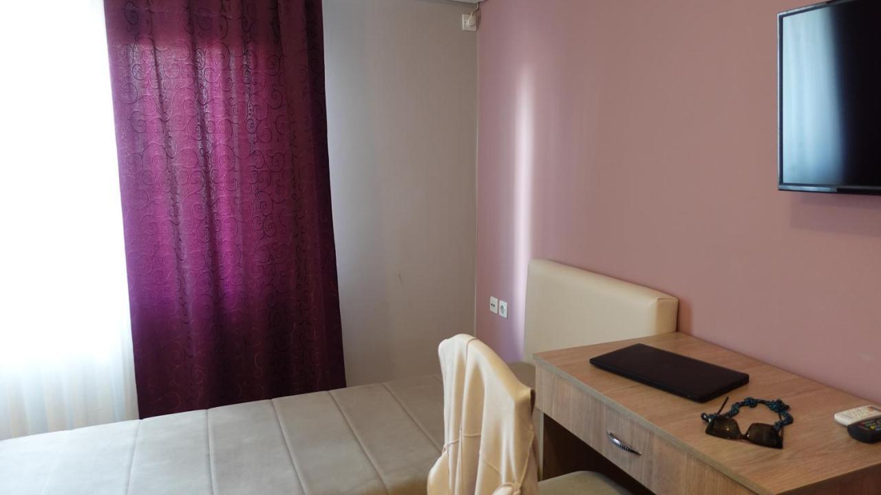 Apartments Tatjana Jagodina Exteriör bild